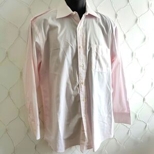 Barneys New York Mens Dress Shirt / Light Pink / 15 1/2 - 32